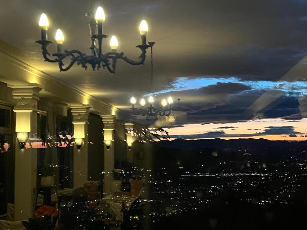 Hotel Ristorante Radar Carrara Buitenkant foto